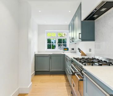 2 bedroom house in Mortlake - Photo 4