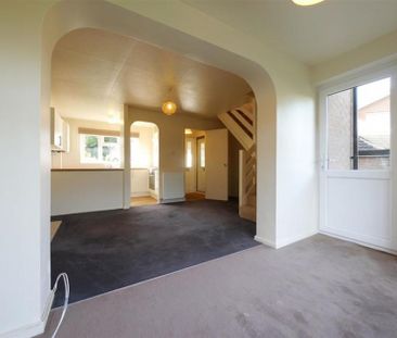 2 Bedroom Semi Detached To Let - Photo 2