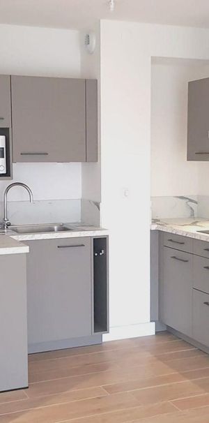 Appartement à louer, 2 pièces - Colmar 68000 - Photo 1