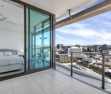 Newstead - Great City View - 1 Bedroom Apartment - Photo 2