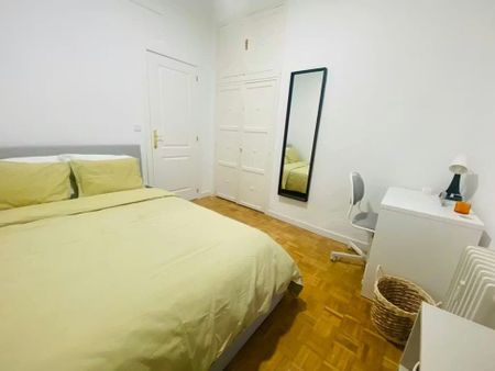 Calle de Goya, Madrid, Community of Madrid 28009 - Foto 5