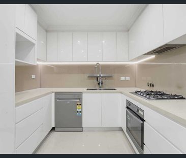 Rare opportunity! 3 bedroom plus study duplex in Telopea! - Photo 4