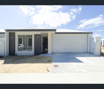 46 Boodalang Crescent, Rockingham, WA 6168 - Photo 2