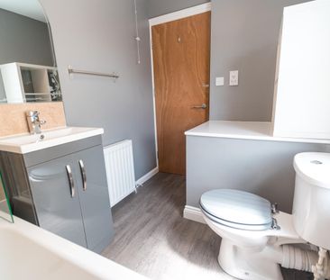 13 Emmerson Street - Photo 6