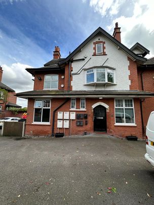 2 Victorian Crescent, DN2 - Photo 1