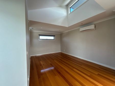 5/24 Storey Road, Reservoir, VIC 3073 - Photo 3