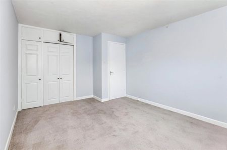 Romana Court, Sidney Road, Staines-upon-Thames, Surrey, TW18 4QJ - Photo 4