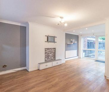 3 bedroom terraced house to rent - Photo 1