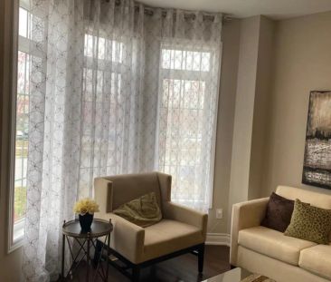 40 Augustine Avenue #Main - Photo 3