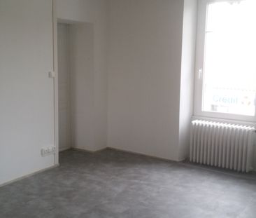 Location Maison 5 pièces 104m² CHAUCHE 85140 - Photo 6