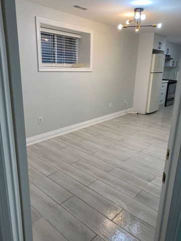 For Lease - 2539 Reglan Court, Mississauga, Ontario - Photo 4