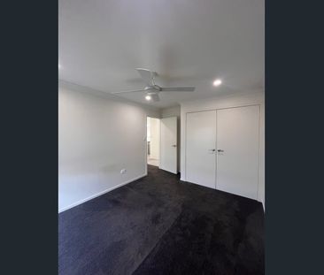 Modern 4 Bedroom Home in Quiet Cul-De-Sac - Photo 6