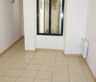 Location Appartement 3 pièces 60m² NIMES 30000 - Photo 6