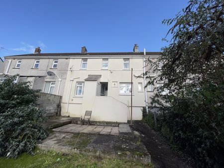 Saracen Crescent, Penryn - Photo 5