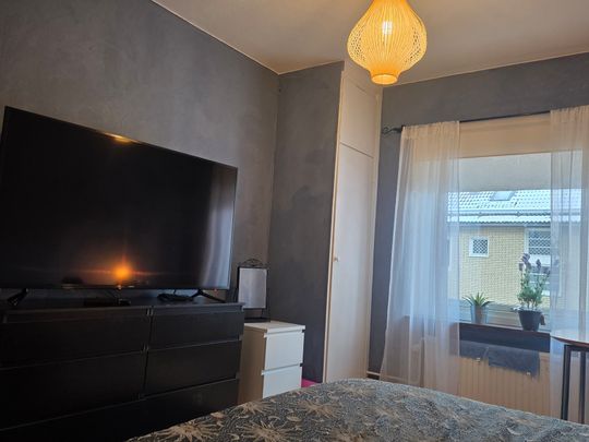 Erik Sandbergs gata, Solna - Foto 1