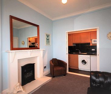 2 bed flat for rent in West End - Photo 1