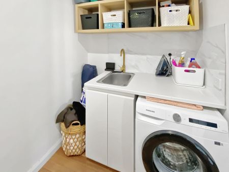 13 Havlin Street East, Kennington - Photo 4