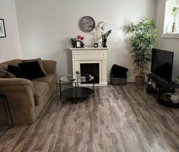 Lower bright 2 bedroom suite in Glenrosa - Photo 4