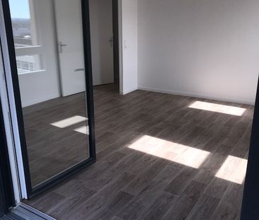 Location Appartement 3 pièces 65m² - Photo 6