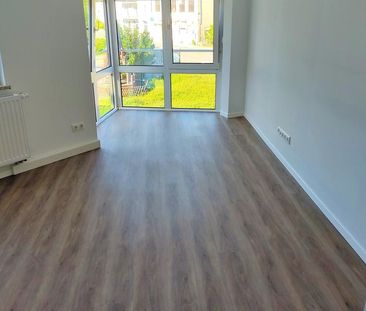 ++ großzügig & lichtdurchflutet: stilvolle 3-Raum-Wohnung mit Glase... - Photo 1