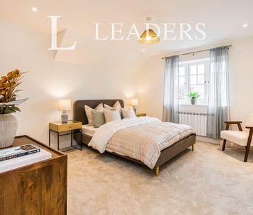 4 bedroom house to rent Acorn Gardens, Bell Lane, Splaynes Green, F... - Photo 6