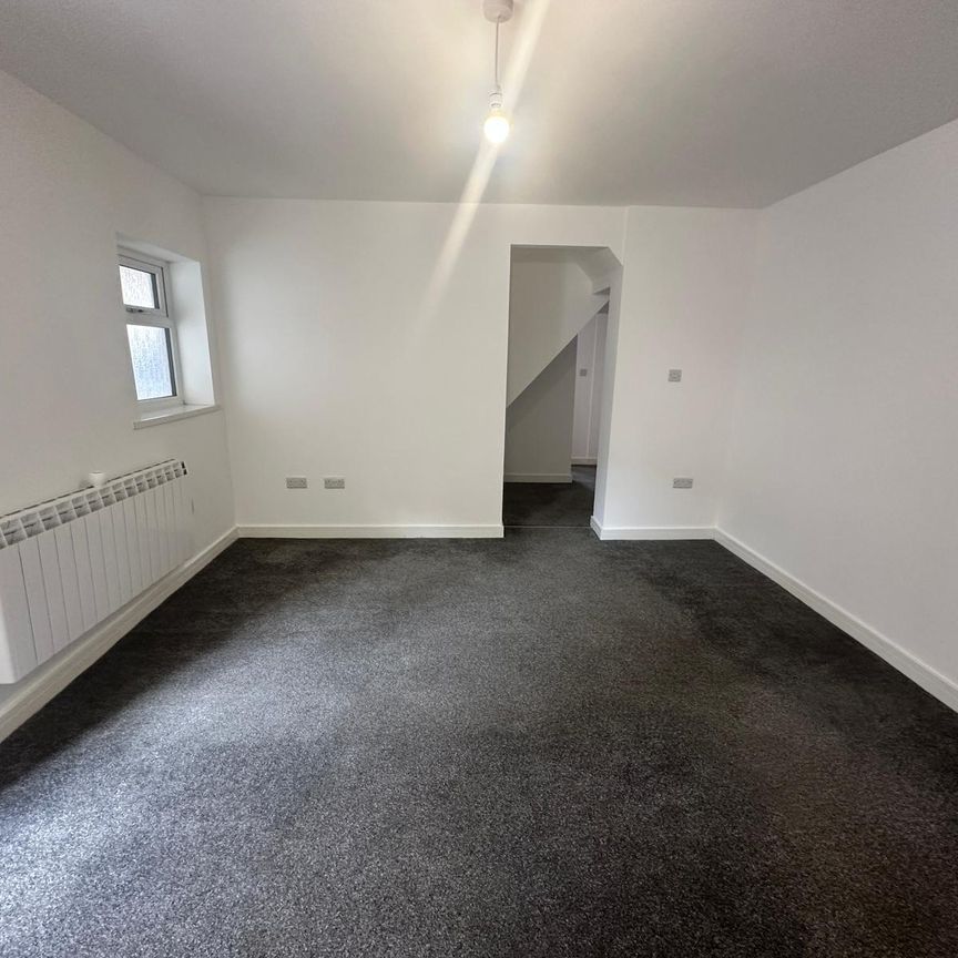 NottinghamRoad, Eastwood, NOTTINGHAM - Photo 1