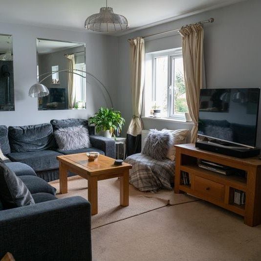 4 bedroom detached house to rent - Photo 1