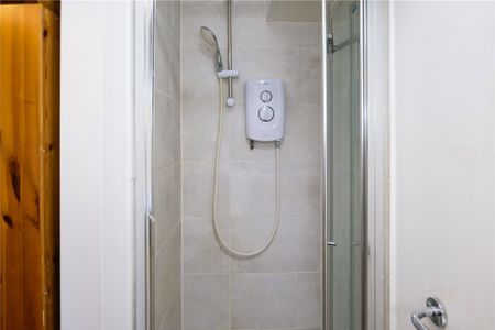 Grange Avenue, Reading, Berkshire, RG6 - Photo 5