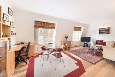 Charming top floor 2 bedroom apartment in a discreet location close to St. James Park. The property is fully furnished and is available between Sept '24 to May '25 only. - Photo 5