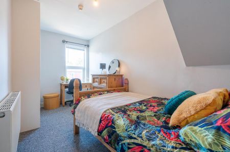 5 bedroom terraced house to rent - Photo 3