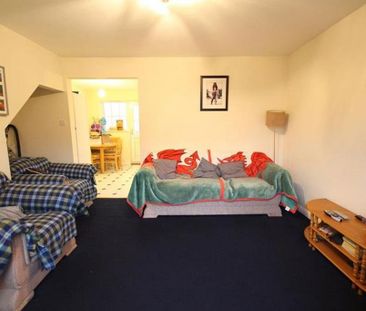 1 bedroom in a house share to rent - Photo 5