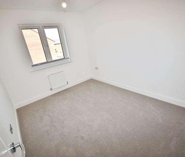 Harlaxton Crescent, Sleaford, NG34 - Photo 3