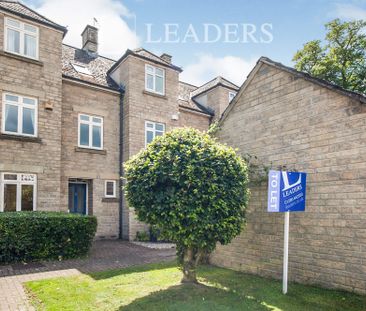 3 bedroom town house to rent Beaufort Court, Cirencester - Photo 2
