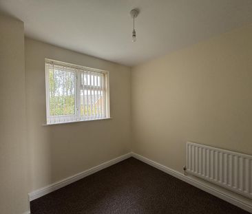 3 bedroom flat to rent - Photo 6