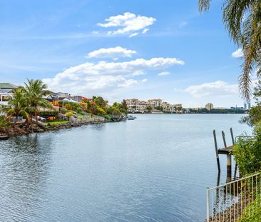 41 Notre Dame, Varsity Lakes QLD 4227 - House For Rent | Domain - Photo 3