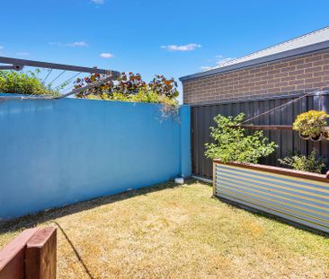 92 Thornbill Crescent, Coodanup. - Photo 4