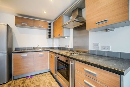1 bedroom apartment to rent Pioneer House, 1C Elmira Way, Salford, M5 - Photo 5