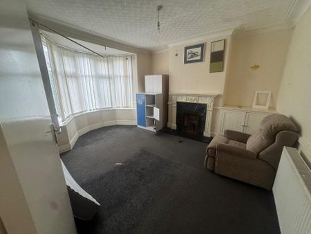 3 bedroom semi-detached house to rent - Photo 2