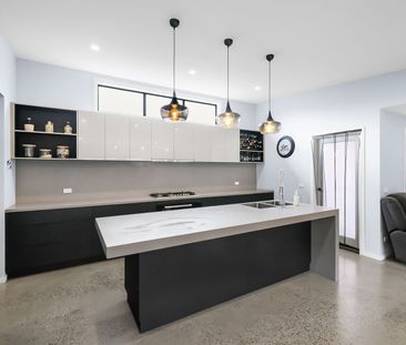 Modern Family Living In The Heart of Bacchus Marsh - Photo 6