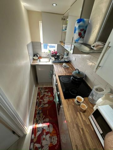 Room in a Shared House, Ilford, IG3 - Photo 5