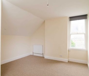 Bloomfield Avenue - Photo 6