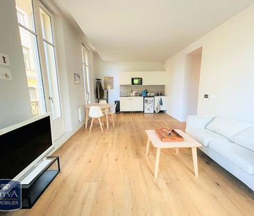 Location Appartement 2 pièces 50m² TOULON 83000 - Photo 5