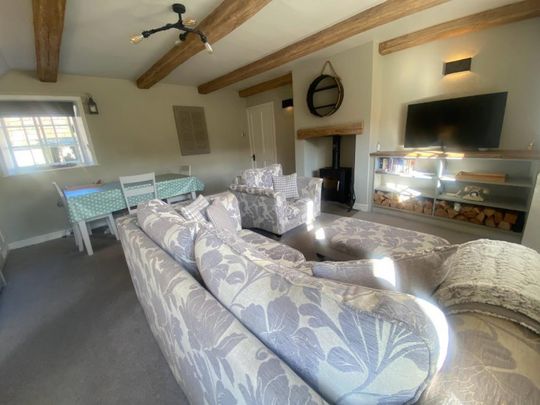 3 bedroom House To Let - Photo 1