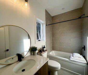 28 Carlton Ave - Photo 3