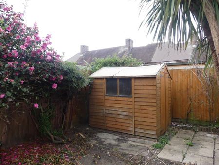 3 bedroom terraced house to rent - Photo 3