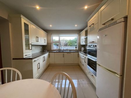 House to rent in Dublin, Malahide - Photo 4