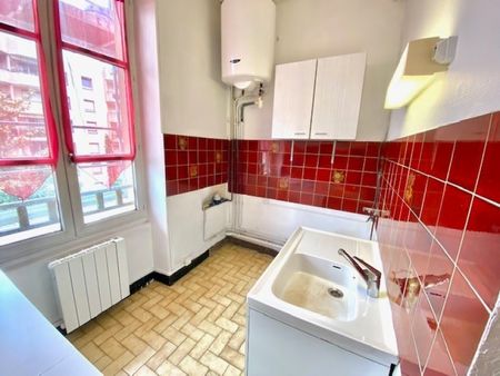 T2 DE 36.14 M² AU 2EME ÉTAGE - PROXIMITE PART DIEU - RUE ETIENNE RICHERAND 69003 LYON - Photo 4