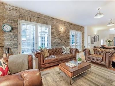 Clapham Manor Street, SW4 - Photo 1