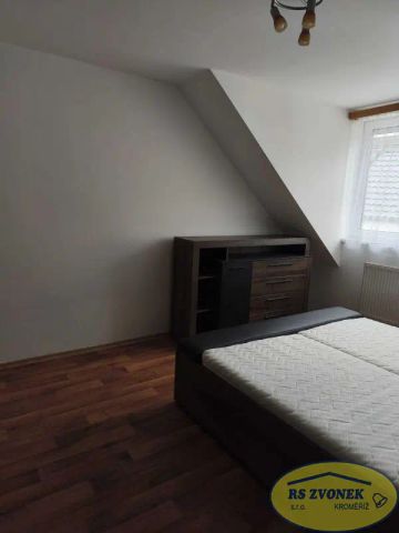 Pronájem podkrovního BOV 3+kk, Jiráskova, Hulín - Photo 5