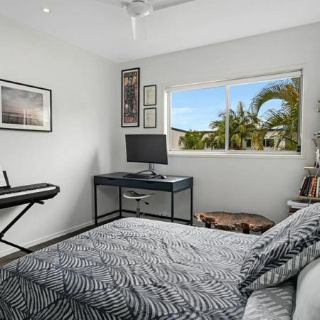 Modern Comfort Meets Effortless Lifestyle - Photo 3